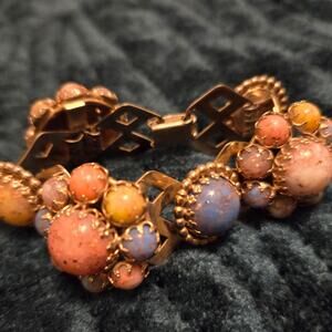 Vintage Gold Tone Confetti Lucite Bracelet